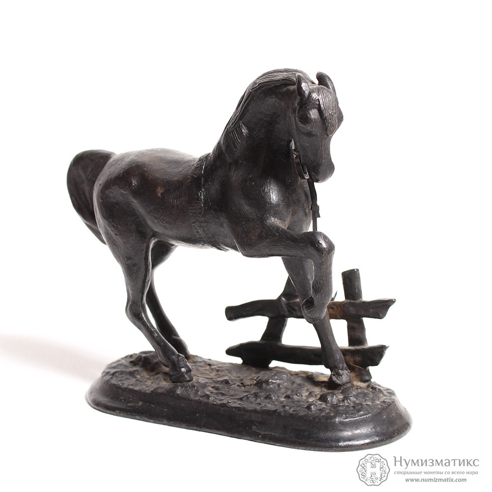 статуэтка кони куса. музей каслинского литья в касли. куса барахолка. чугунное литье куса. куса барахолка.